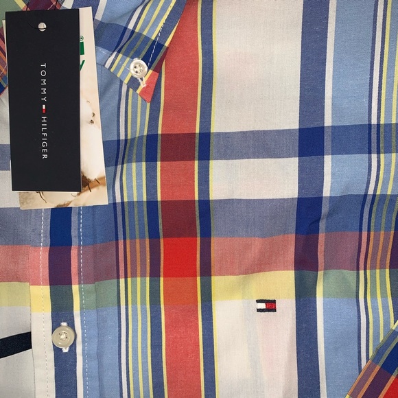 Men’s Tommy Hilfiger Casual Button up shirt - Picture 3 of 7